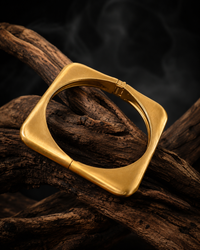 Trendy Anti Tarnish Bracelet for Women | Bold Gold-Tone Statement Bracelet | Stylish Minimalist Cuff Jewellery | Modern Everyday & Party Wear