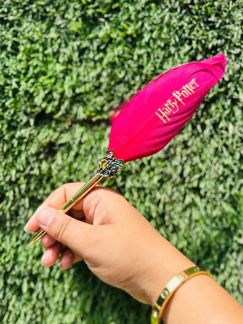 Harry Potter Feather Quill Pen | Hogwarts Themed Decorative Writing Pen | Magical Stationery Gift