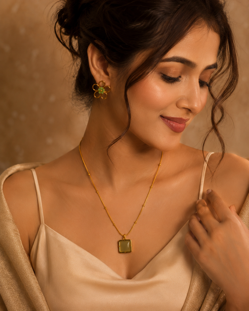 Anti Tarnish Green Pendant & Floral Earrings Combo for Women