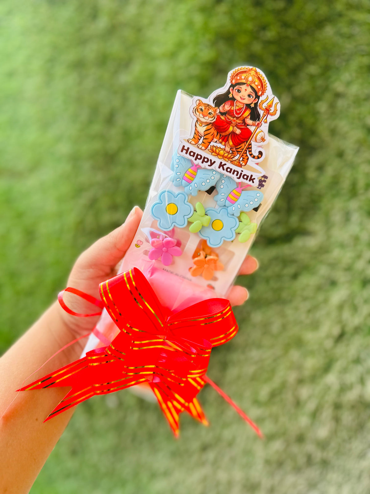 Navratri Kanjak Hair Accessories Hamper Pack of 10, Multicolour Hair Clips and Accessories Set with 2-Colour Dry Clay & 2 Eclairs, Kanya Pujan Gift for Girls