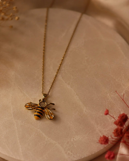 Anti Tarnish Bee Pendant Necklace for Women | Pinterest-Inspired Gold Bee Charm Necklace