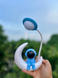 Astronaut Moon LED Table Lamp | Rechargeable Study & Night Light