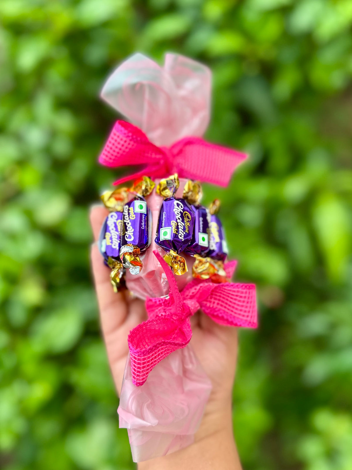 JUGNU STORE Laddoo Gopal Rakhi Gift Hamper for Janmashtami & Raksha Bandhan | Handmade Krishna Rakhi with Natural Stone Beads | Roli Chawal Set, Chocolate & Toffee Treats Gift Pack | Divine Return Gift